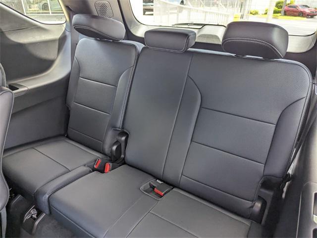 new 2025 Chevrolet Traverse car, priced at $44,986