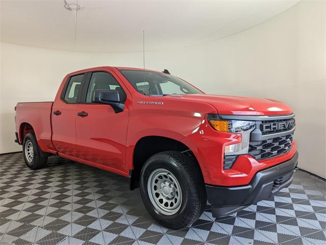 new 2025 Chevrolet Silverado 1500 car, priced at $43,095