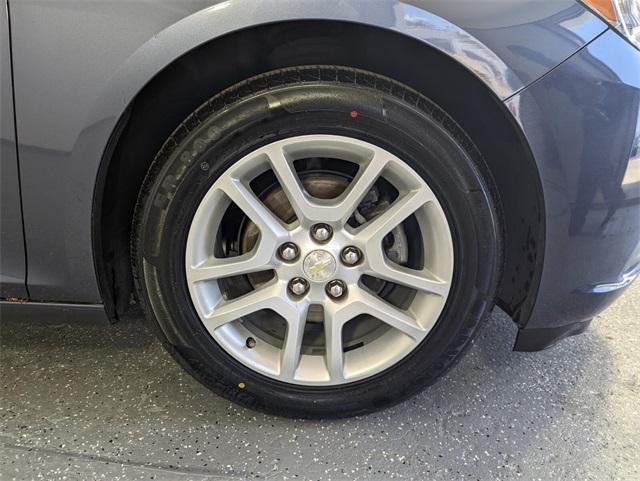 used 2015 Chevrolet Malibu car, priced at $6,694