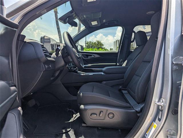new 2025 Chevrolet Traverse car, priced at $39,492
