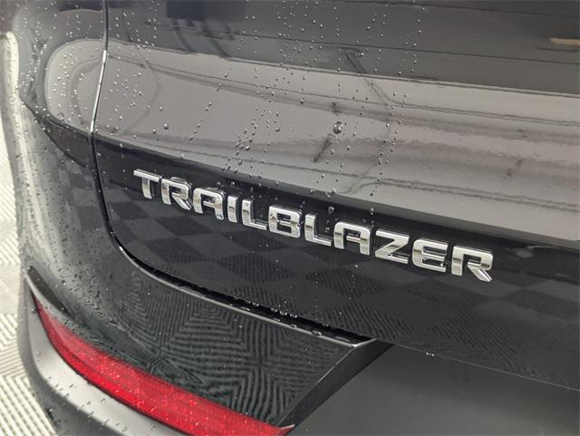 new 2025 Chevrolet TrailBlazer car, priced at $22,012