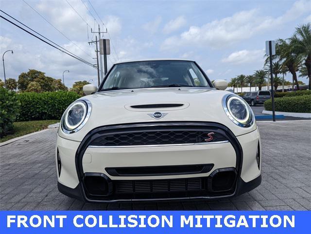 used 2022 MINI Hardtop car, priced at $23,633