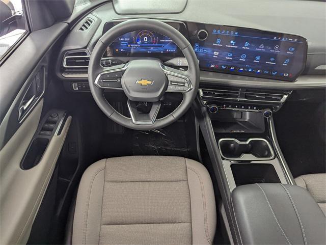 new 2025 Chevrolet Traverse car, priced at $41,995