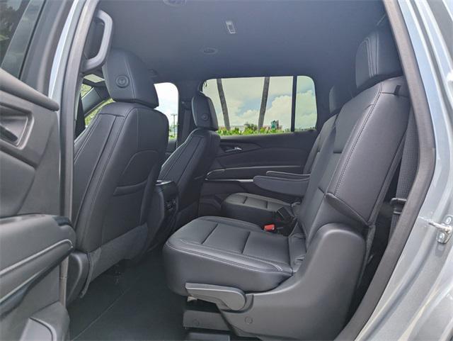 new 2025 Chevrolet Traverse car, priced at $39,534