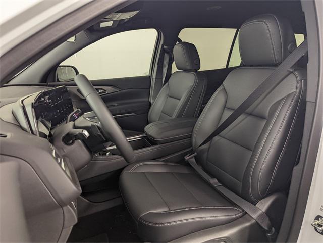 new 2025 Chevrolet Traverse car, priced at $40,895