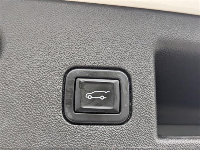 used 2022 Chevrolet Equinox car, priced at $18,724