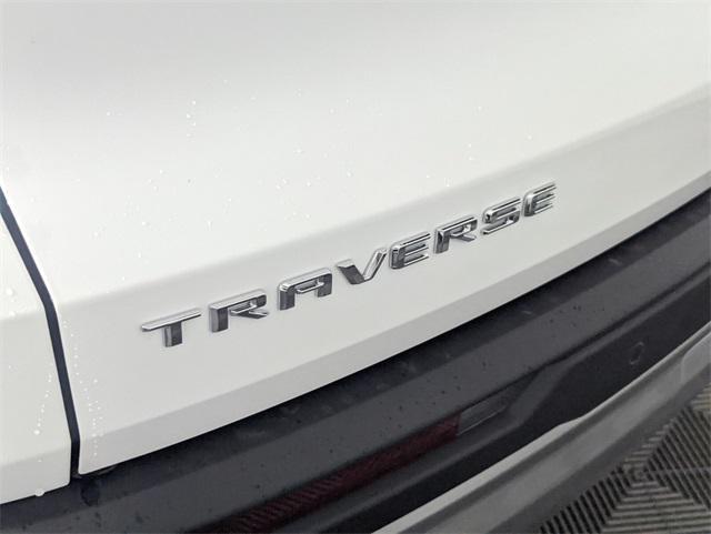 new 2025 Chevrolet Traverse car, priced at $40,170