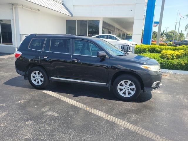 used 2013 Toyota Highlander car, priced at $10,991