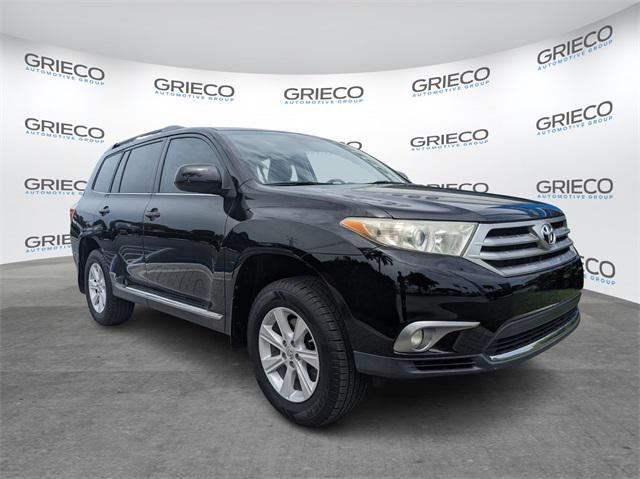 used 2013 Toyota Highlander car, priced at $9,991