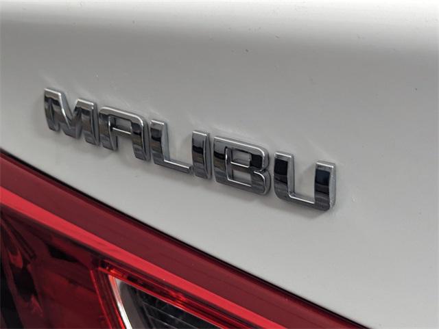 new 2024 Chevrolet Malibu car, priced at $17,995