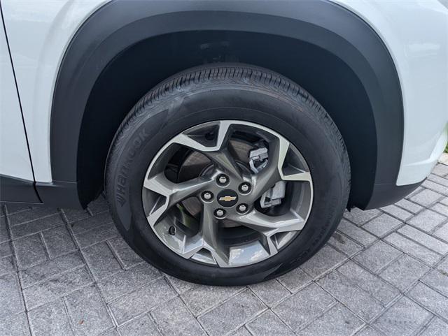 used 2025 Chevrolet Trax car, priced at $21,992