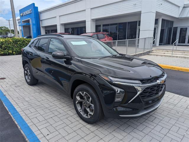 new 2025 Chevrolet Trax car, priced at $23,517