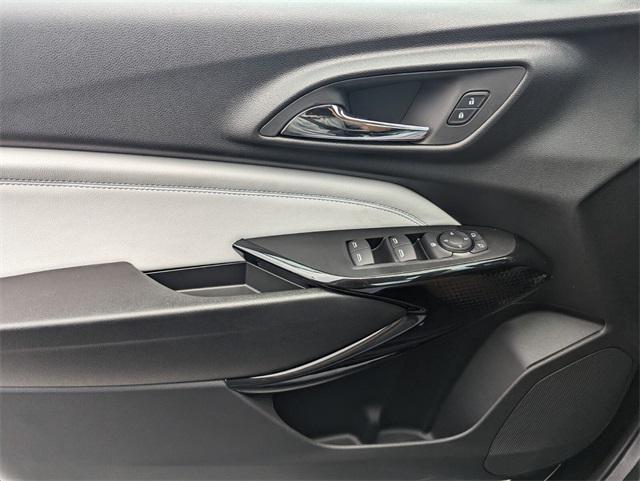 new 2025 Chevrolet Trax car, priced at $23,517