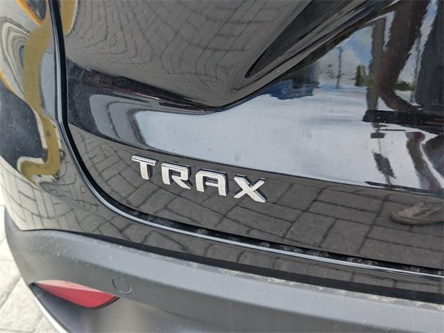 new 2025 Chevrolet Trax car, priced at $23,517