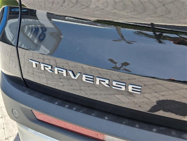 new 2025 Chevrolet Traverse car, priced at $40,364