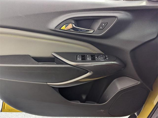 new 2025 Chevrolet Trax car, priced at $25,018