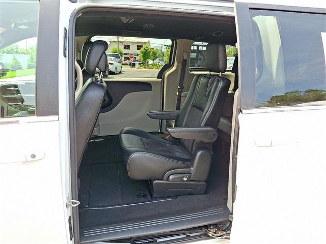 used 2019 Dodge Grand Caravan car, priced at $15,888