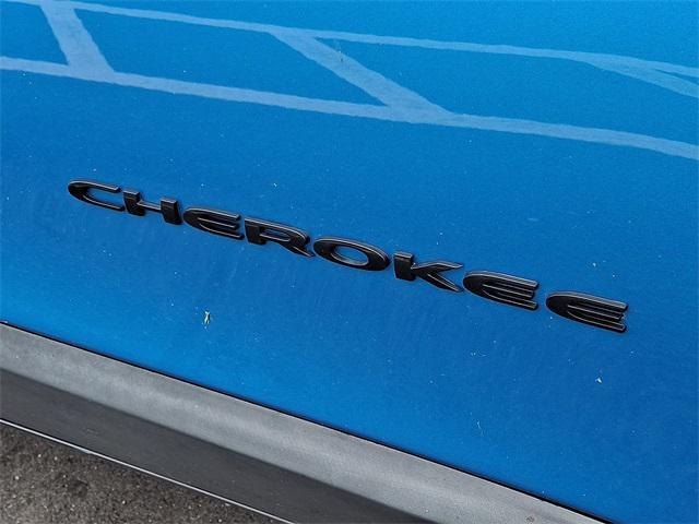 used 2018 Jeep Cherokee car, priced at $11,988