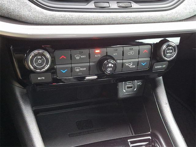 used 2023 Jeep Compass car, priced at $23,888