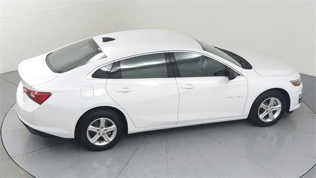 new 2024 Chevrolet Malibu car, priced at $22,370