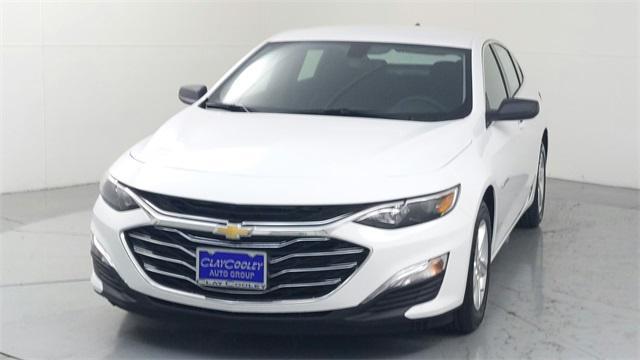 new 2024 Chevrolet Malibu car, priced at $22,370