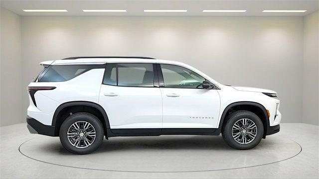new 2026 Chevrolet Traverse car, priced at $42,412
