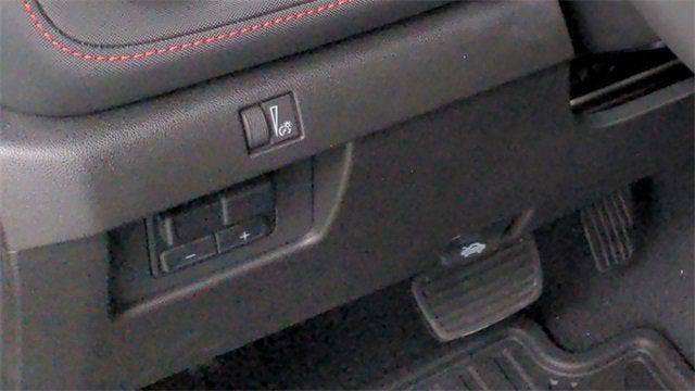 new 2025 Chevrolet Colorado car, priced at $47,155