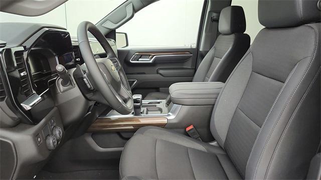 new 2025 Chevrolet Silverado 1500 car, priced at $52,755