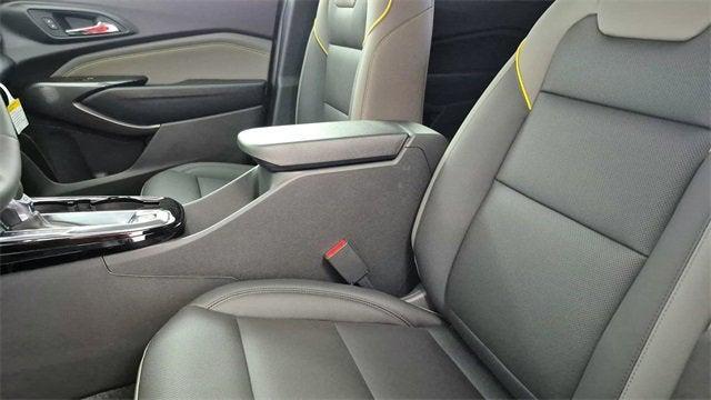 new 2025 Chevrolet Trax car, priced at $27,135