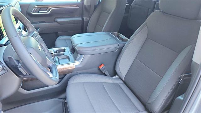 new 2025 Chevrolet Silverado 1500 car, priced at $51,675