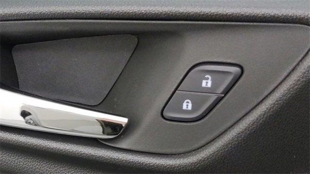 new 2025 Chevrolet Trax car, priced at $27,135