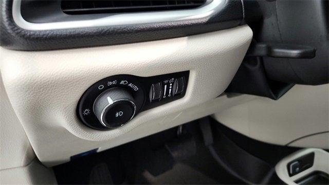 used 2024 Chrysler Pacifica car, priced at $39,995