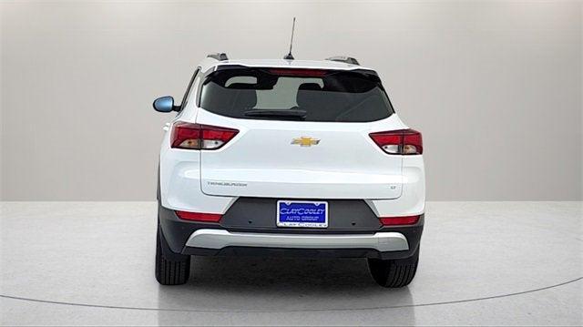 new 2025 Chevrolet TrailBlazer car, priced at $27,146