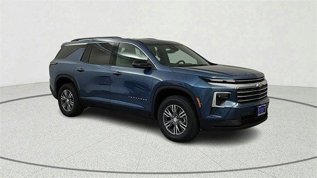 new 2026 Chevrolet Traverse car, priced at $42,412