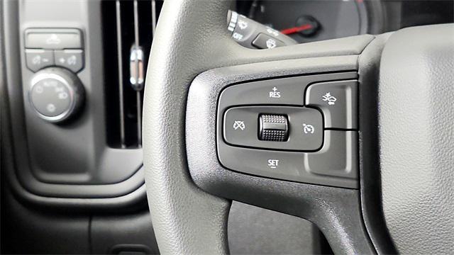 new 2025 Chevrolet Silverado 1500 car, priced at $43,940