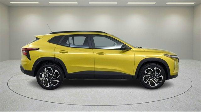 new 2025 Chevrolet Trax car, priced at $27,335