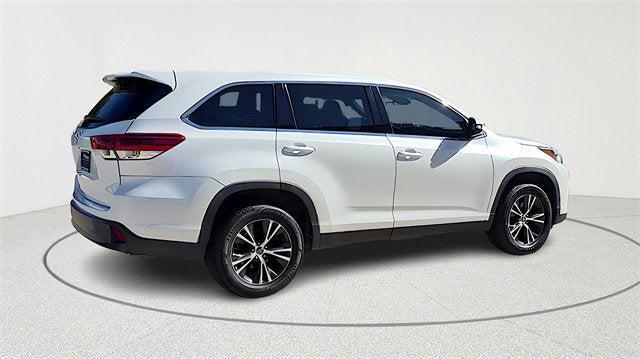 used 2019 Toyota Highlander car, priced at $21,999