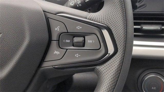 new 2025 Chevrolet Trax car, priced at $23,140