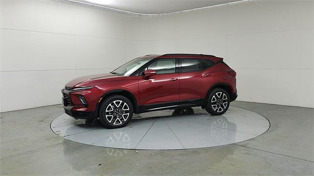 new 2025 Chevrolet Blazer car, priced at $44,917