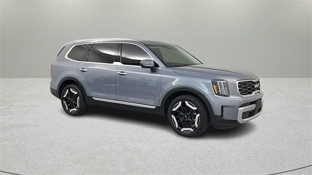used 2024 Kia Telluride car, priced at $36,939