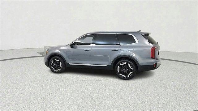 used 2024 Kia Telluride car, priced at $33,659