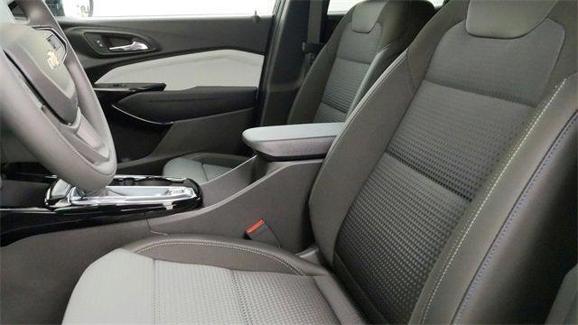 new 2025 Chevrolet Trax car, priced at $25,485
