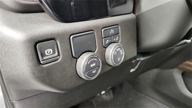 new 2025 Chevrolet Silverado 1500 car, priced at $52,755