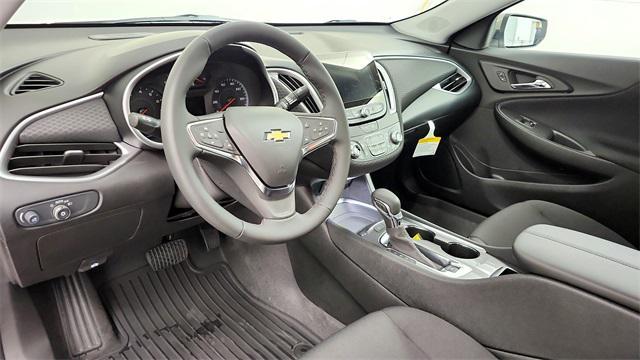 new 2025 Chevrolet Malibu car, priced at $26,216