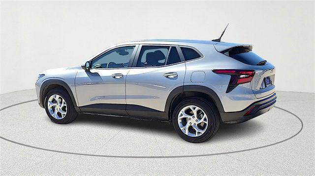 used 2024 Chevrolet Trax car, priced at $19,999