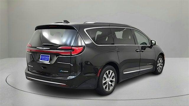 used 2021 Chrysler Pacifica car, priced at $29,417