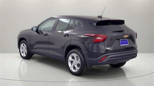 new 2025 Chevrolet Trax car, priced at $23,140
