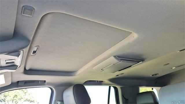 used 2015 GMC Yukon car, priced at $21,444