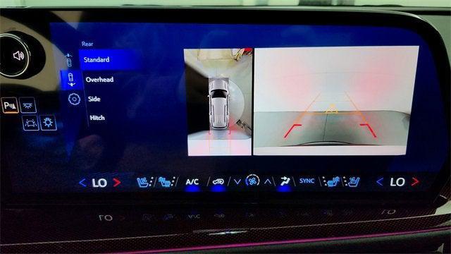 new 2026 Chevrolet Traverse car, priced at $54,637