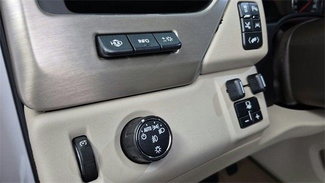 used 2018 GMC Yukon car, priced at $26,999
